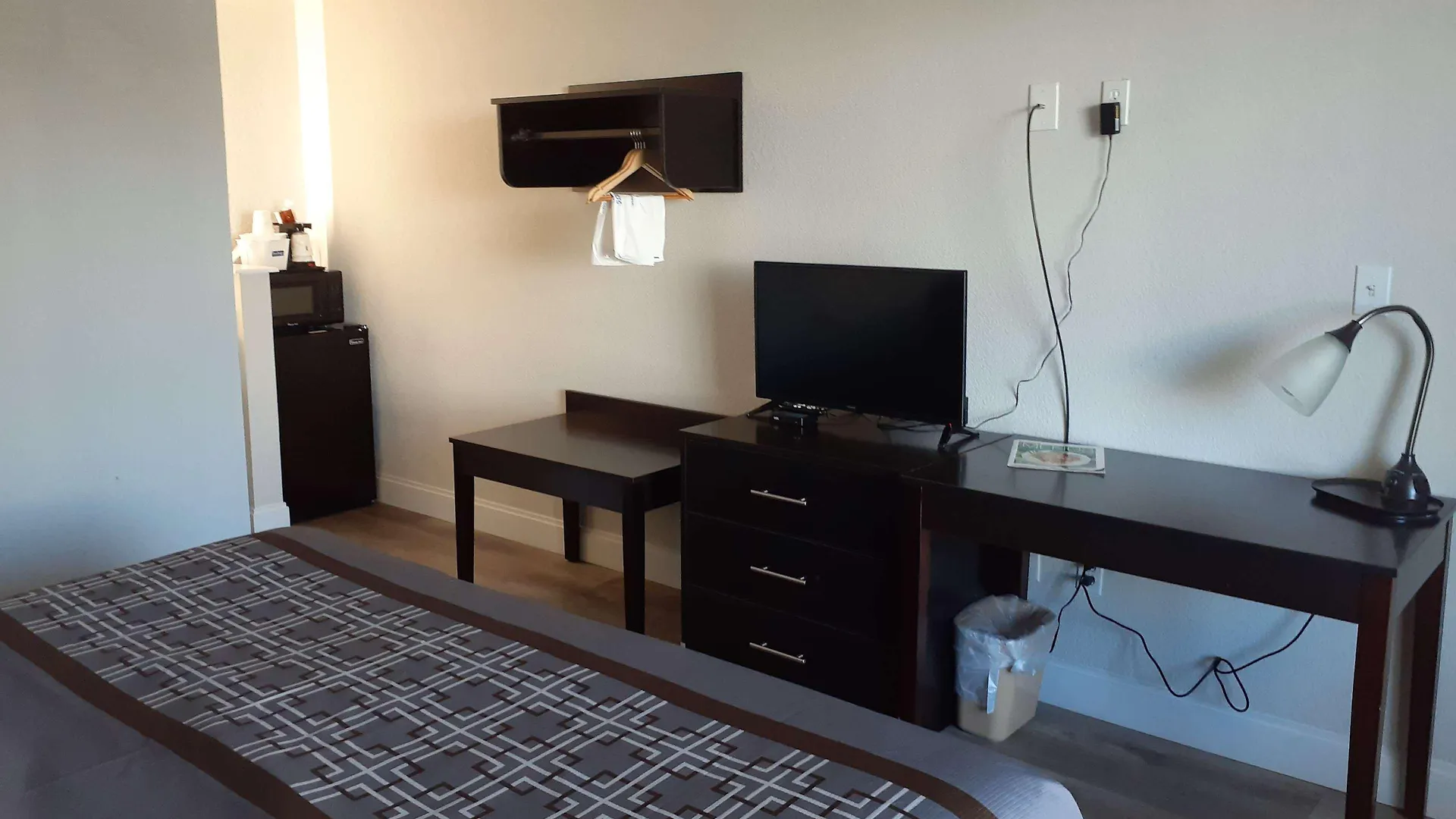 Hotel Travelodge By Wyndham Virginia Beach Bay Beach
