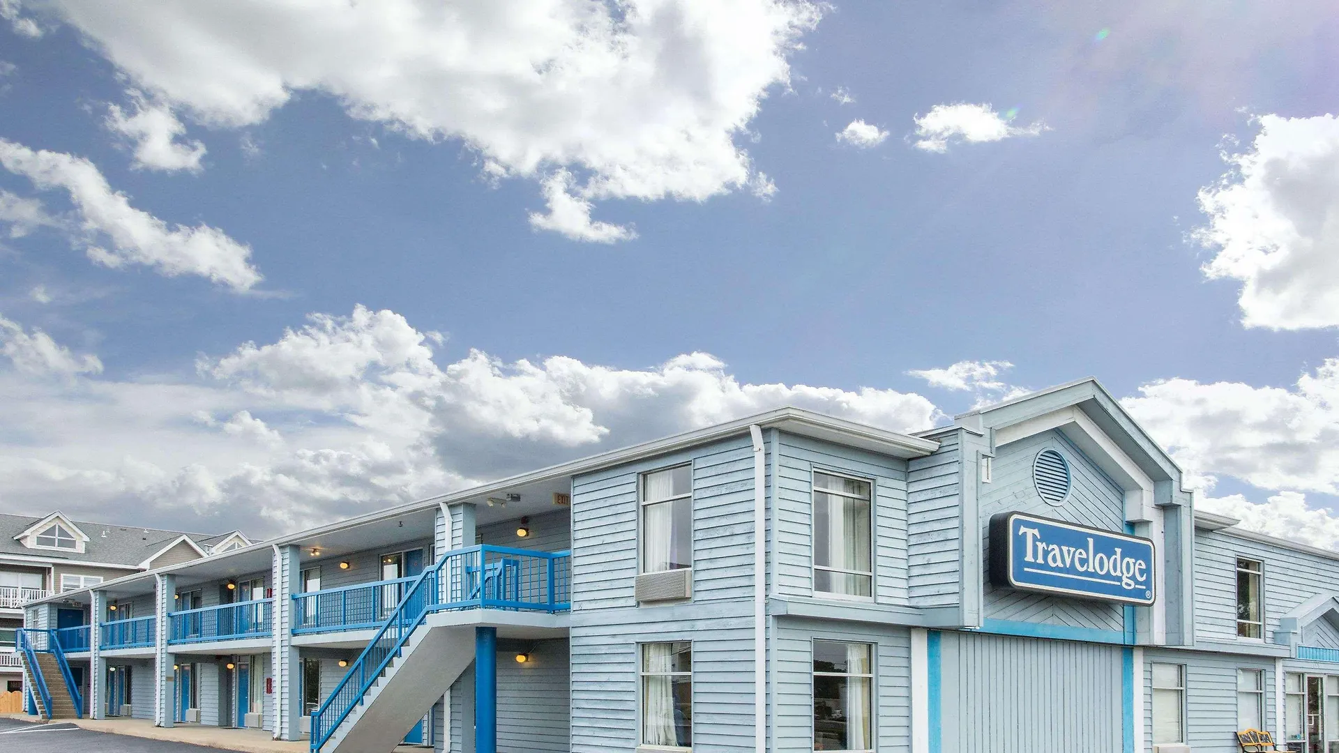 Hotel Travelodge By Wyndham Virginia Beach Bay Beach