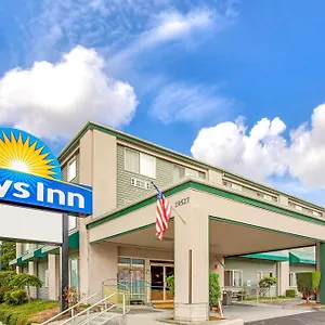 Days By Wyndham Seattle Aurora Hotel
