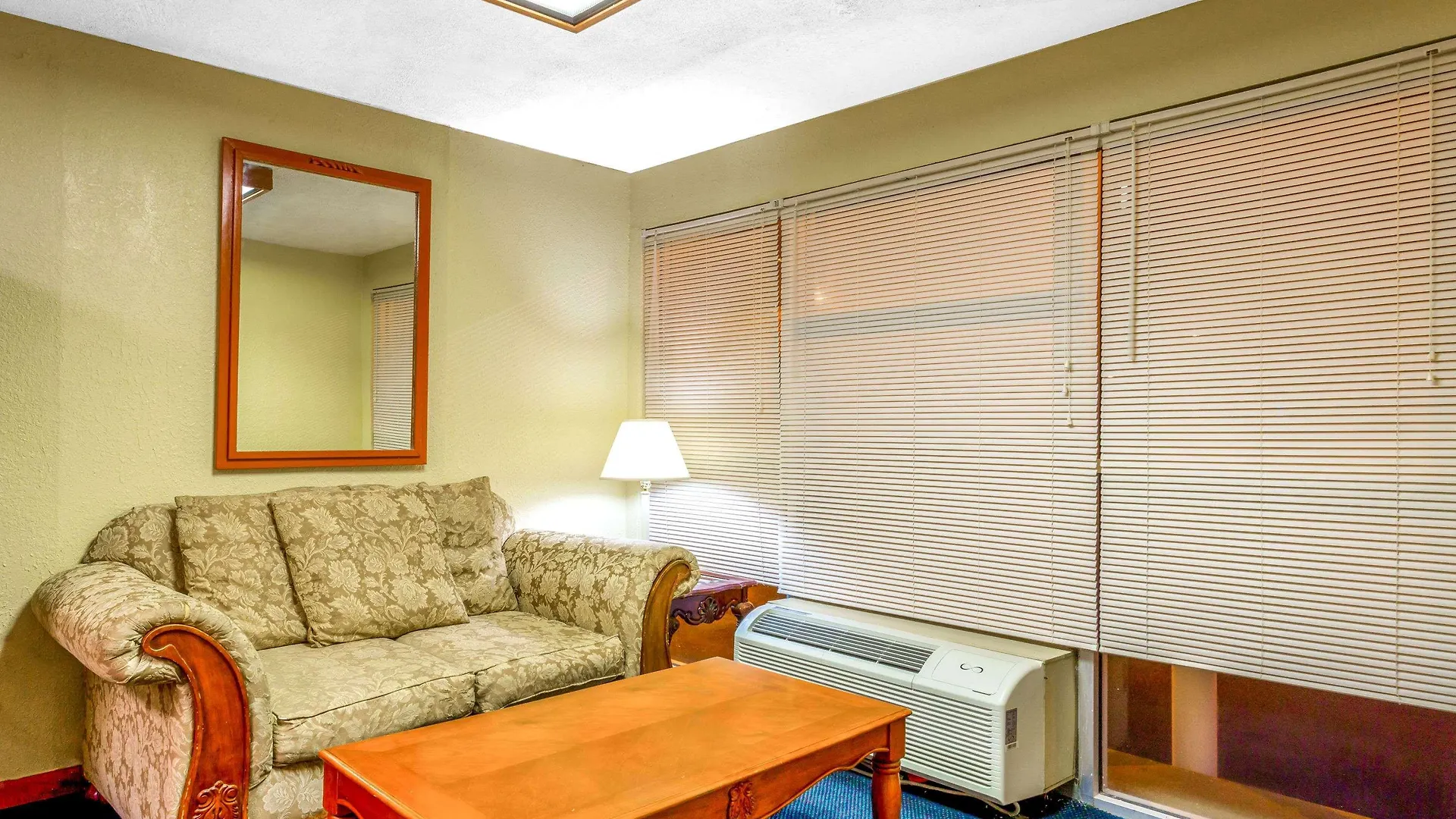 Travelodge By Wyndham Virginia Beach Bay Beach