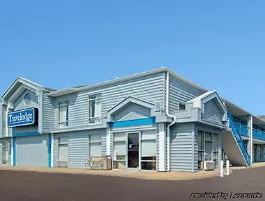 Travelodge By Wyndham Virginia Beach Bay Beach Hotel